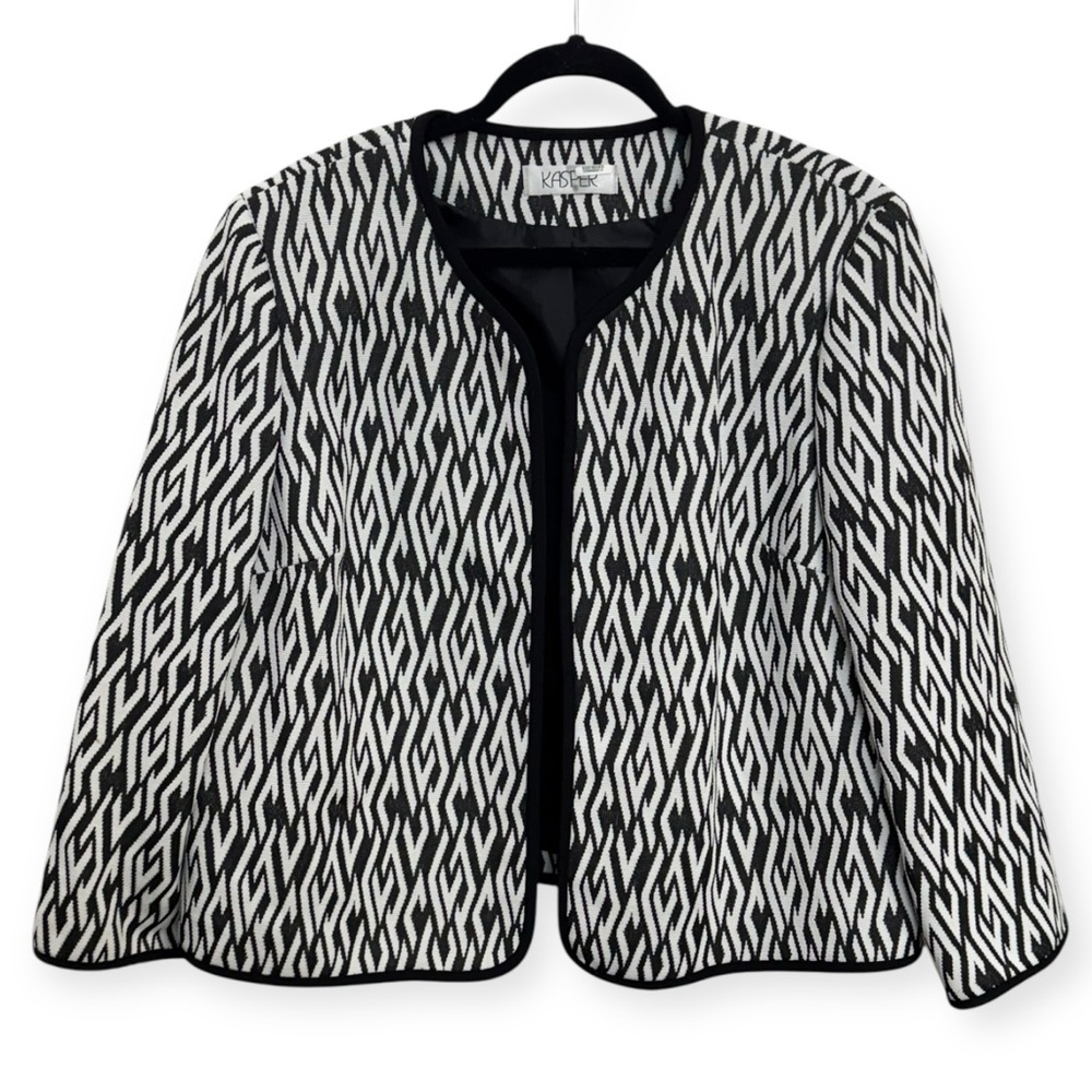 Kasper Black and White Geometric‎ Cape Jacket